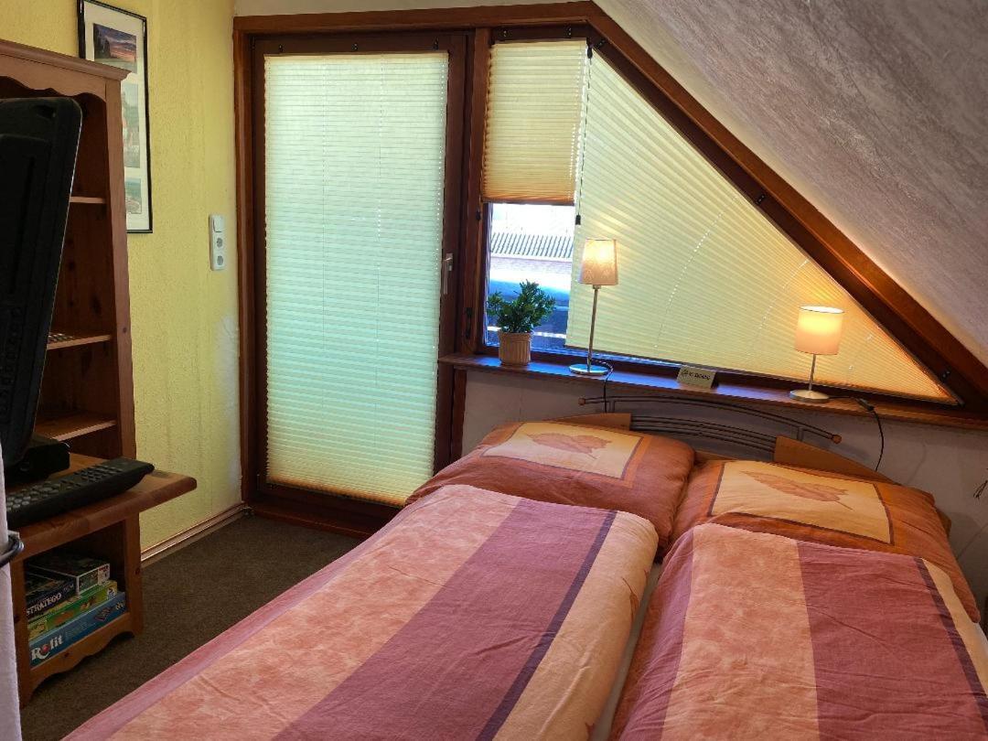 Gemuetliches Zimmer Zentral In Der Lueneburger Heide Schneverdingen Extérieur photo
